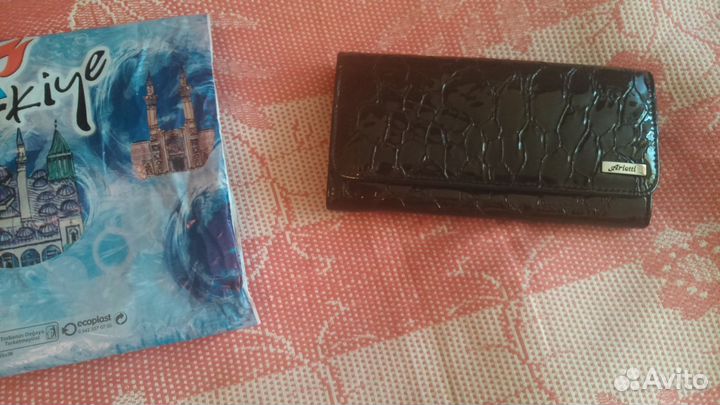 Новый кожаный кошелёк