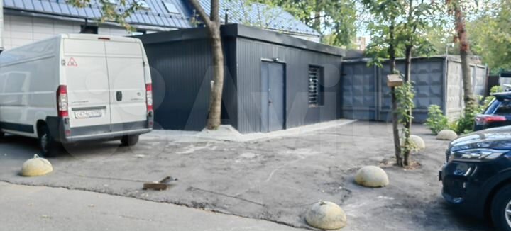 Отдельно стоящее здание: склад / мастерская, 30 м²