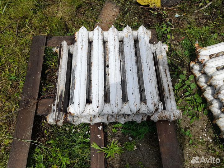 Батарея чугунная