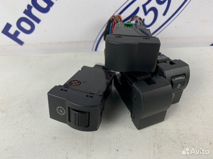 Кнопки регулировки фар и подсветки Mazda 3 BK