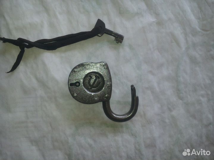 Навесной замок СССР