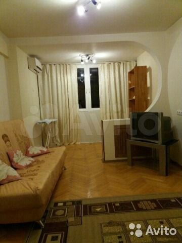 1-к. квартира, 37 м², 3/6 эт.