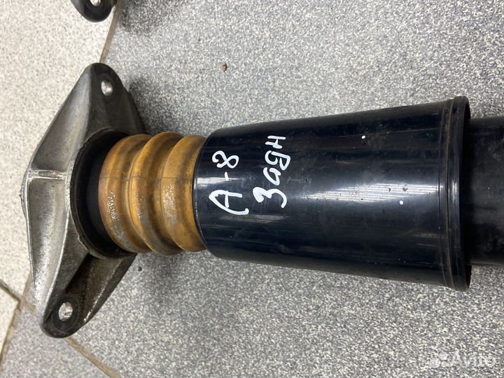 Задние амортизаторы audi A8 d2 boge 321D20p