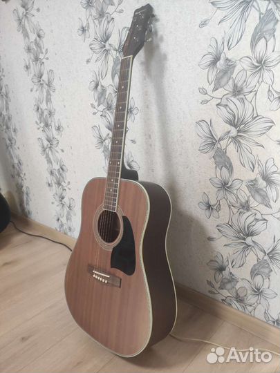 Акустическая гитара martinez