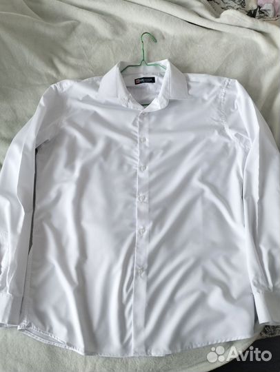Рубашка фирмы Brostem