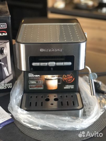 Кофеварка рожковая Endever