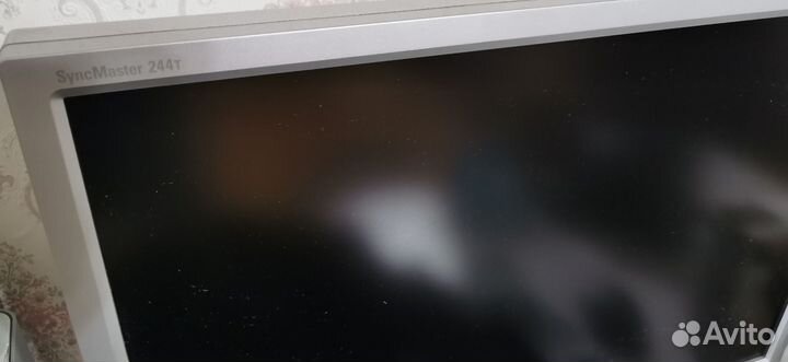 Монитор Samsung 244t 24 дюйма