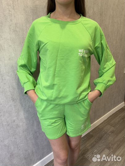 Летний женский костюм