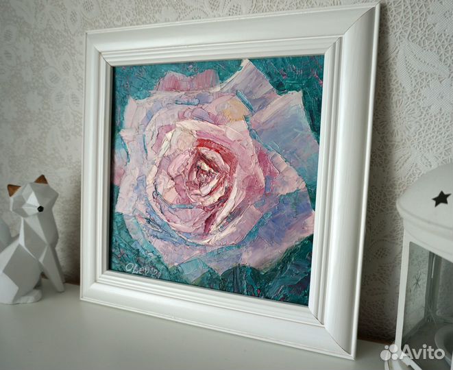 Интерьерная картина маслом Роза 20х20см. В наличии