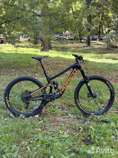 Двухподвес Norco Range Carbon 27,5 L