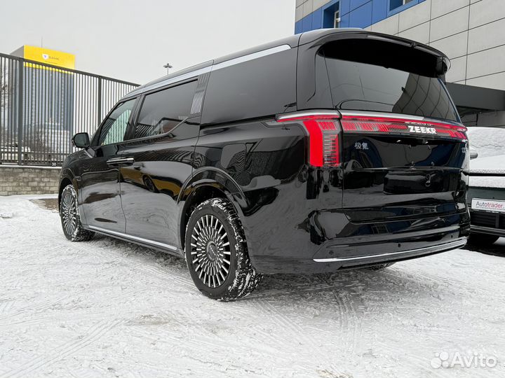 Zeekr 009 612 л.с. AT, 2024, 1 км