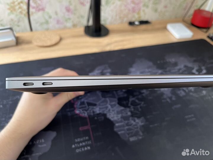 MacBook Air 13 2020 M1