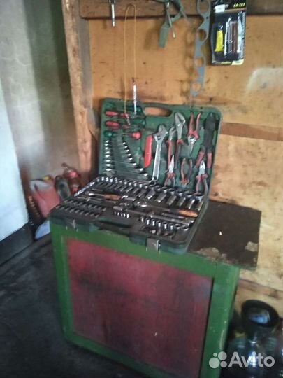 Гараж с подьемником аренда