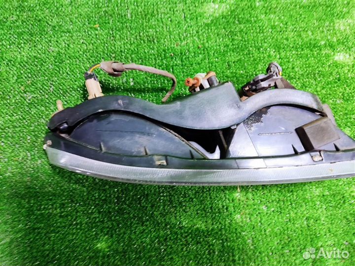 Птф передняя левая Ssangyong Rexton 2005