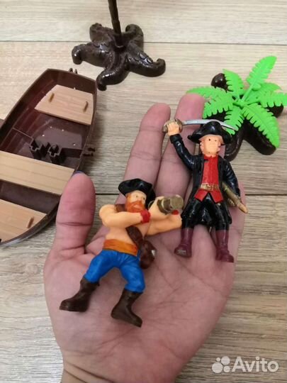 Набор игрушек 