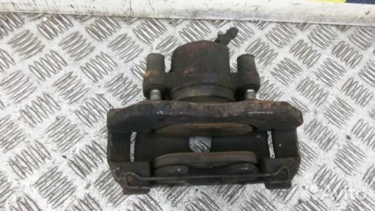 Суппорт тормозной передний правый ford focus 2 (8L