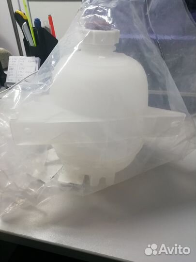 Расширительный бачок renault