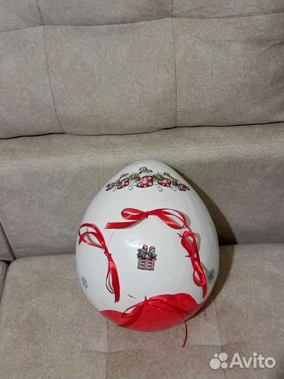 Большой киндер сюрприз