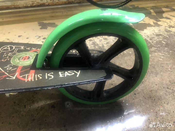 Самокат взрослый с большими колесами