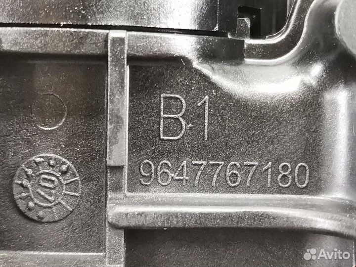 Корпус термостата Volvo C30 2008 30711526