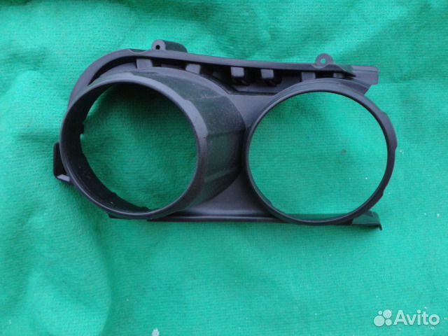 Рамка фары правой Chevrolet Aveo T300