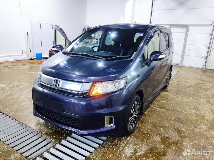 Honda Freed, 2015