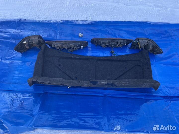 Крышка богажника марк 2 100
