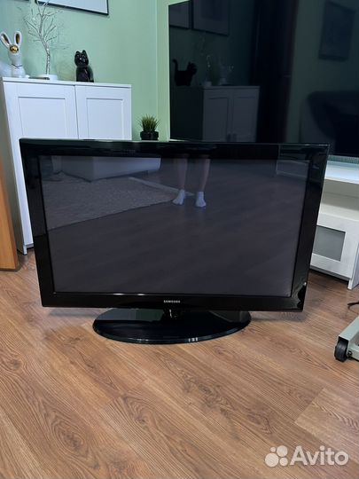 Телевизор samsung