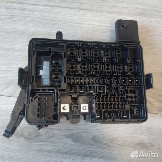 Блок предохранителей Kia Rio 4, Solaris 2