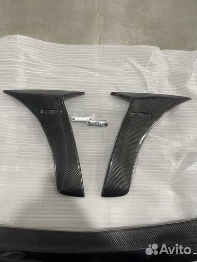 Карбоновая Губа сплитер + жабры мерседес W222