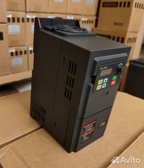 Преобразователь частоты 1,5кВт трехфазный