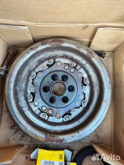 Маховик двухмассовый DSG-6 (dq250) Skoda Superb 2