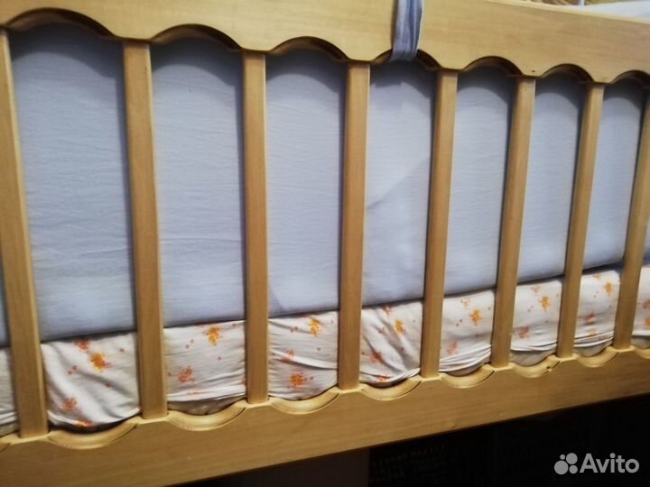 Детская кроватка