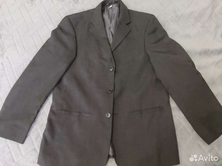 Школьный джемпер и пиджак