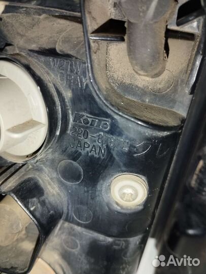 Фонарь задний правый оригинал Паджеро 4