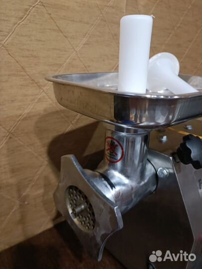 Мясорубка электрическая промышленная