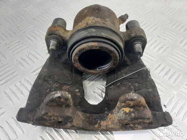 Суппорт передний правый для Ford C-MAX 1 1682875