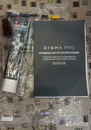 Телевизор Digma Pro qled 43L на запчасти