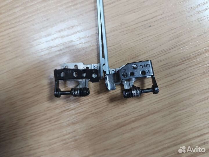 Петли для ноутбука dexp Athena T139