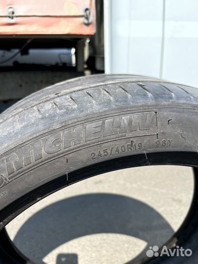 Michelin Primacy 3 ZP 245/40 R19