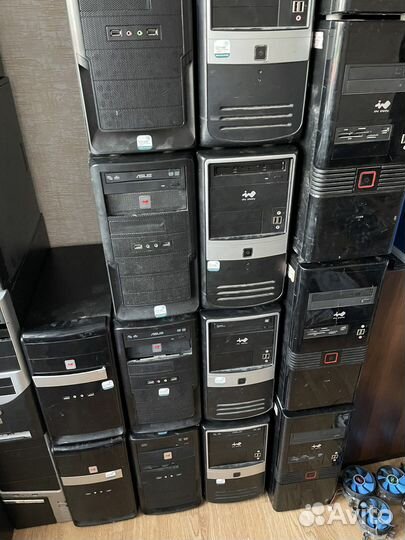 Компьютерные корпуса много