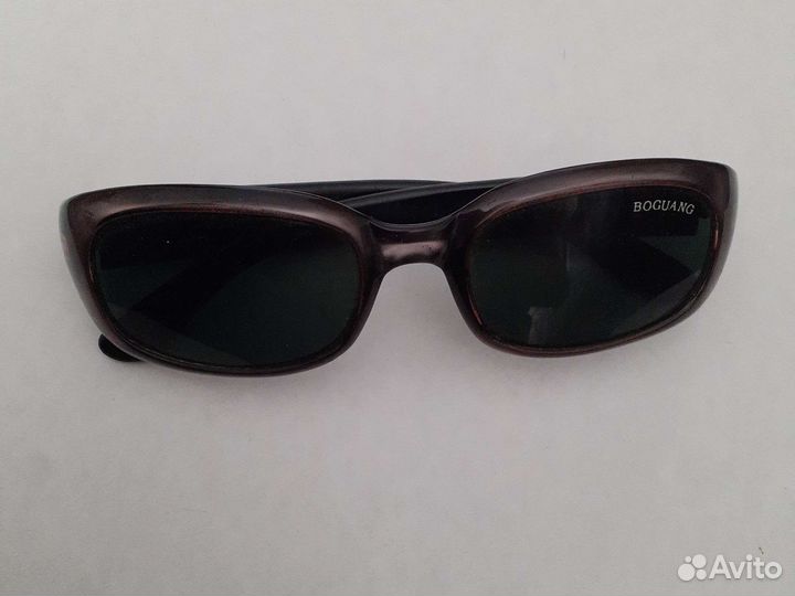 Солнцезащитные очки