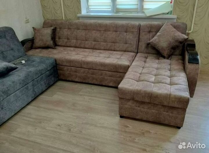Диван угловой в наличии
