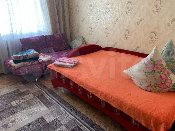 2-к. квартира, 48 м², 1/3 эт.