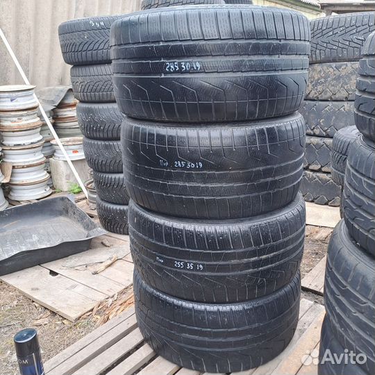 Pirelli Winter Sottozero 240 Serie II 255/35 R19 и 285/30 R19 98V