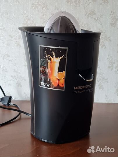 Соковыжималка для цитрусовых Redmond RJ-903