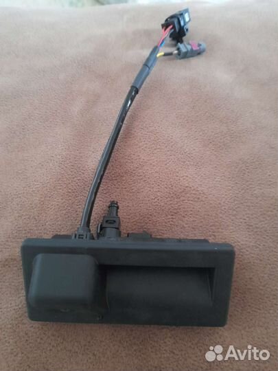 Камера заднего вида на VW Tiguan