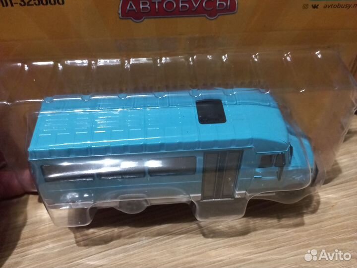 Автобус ЗИЛ-325000 Наши Автобусы 1/43 номер65
