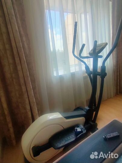 Эллиптический тренажер