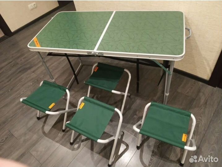 Стол складной + 4 стула